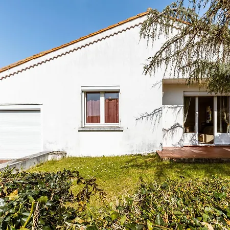 Maison Des Groies By Interhome