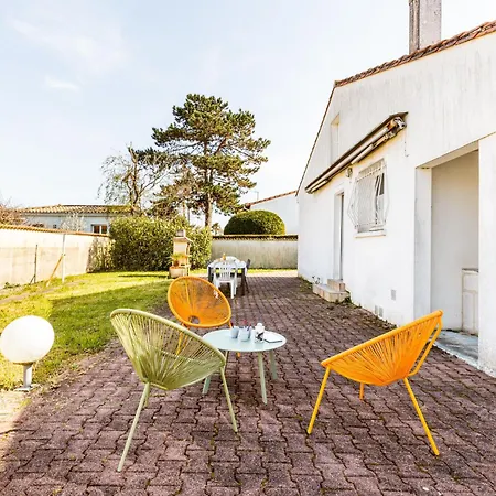 펜션 Maison Des Groies By Interhome