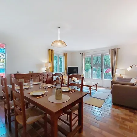 بيت للعطل Maison Des Groies By Interhome